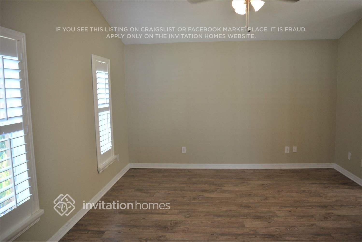 Building Photo - 16422 Cedar Run Dr