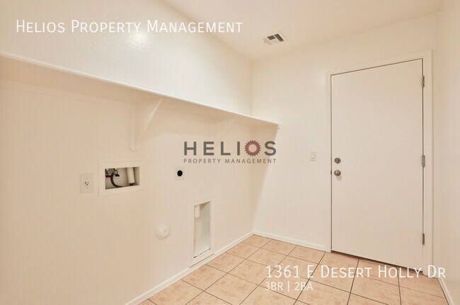 Building Photo - 1361 E Desert Holly Dr