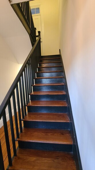 Main stairs inside - 308 E Leigh St