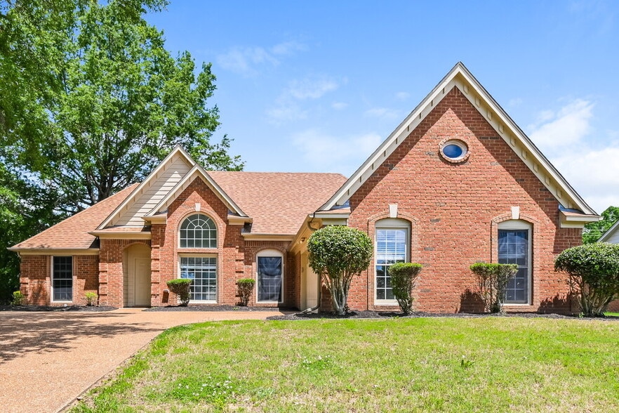 Primary Photo - 9922 Lacee Ln