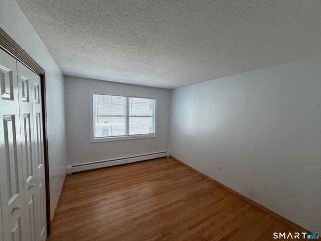 Building Photo - 58 Charles St