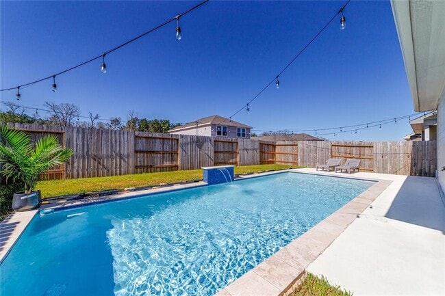 Primary Photo - 12882 Lime Stone Ln