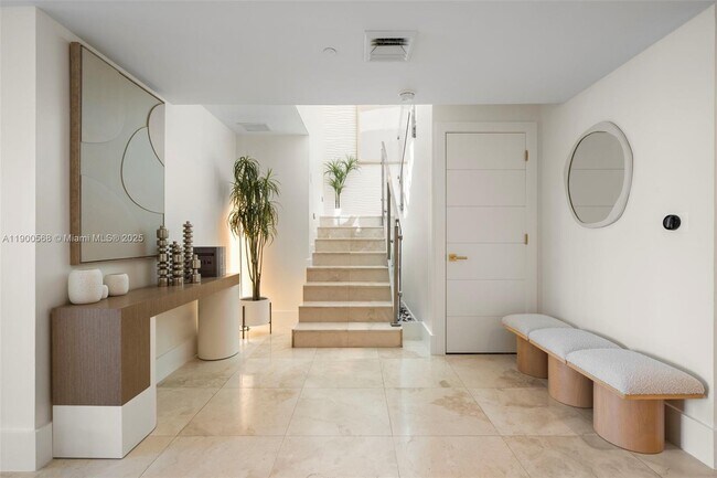 Building Photo - 1830 S Ocean Dr