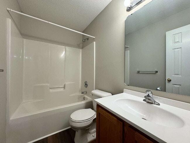 Building Photo - Cozy Three Bedroom Home in Knightdale!