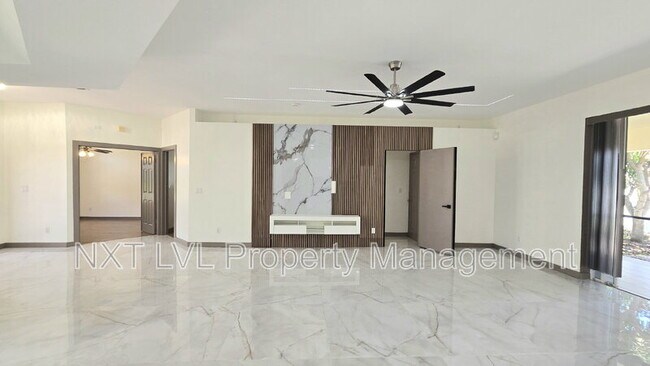 Building Photo - 511 SE 25th Terrace