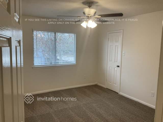 Building Photo - 1802 Oak Valley Dr