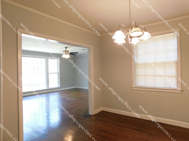 Building Photo - 3564 N Georgetown Dr