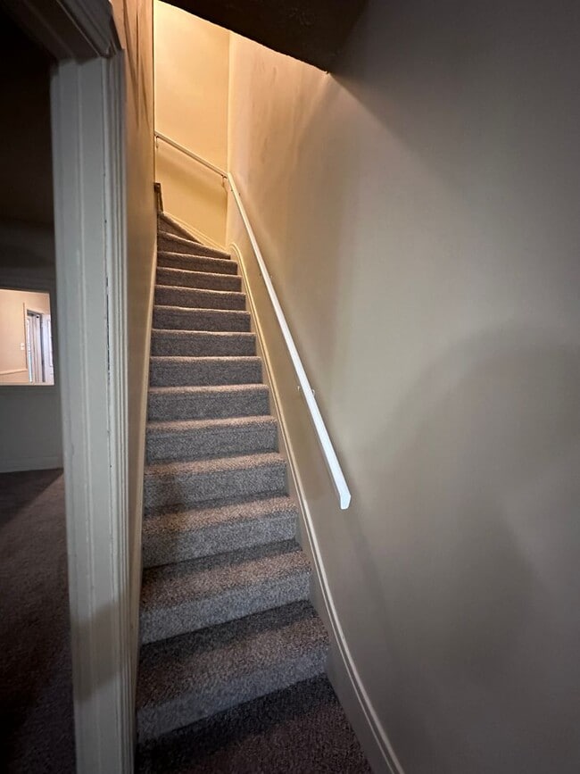 Building Photo - 3 Bedroom Home in Lebanon City