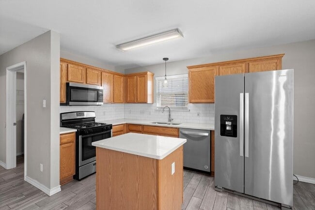 Building Photo - 440 Grey Feather Ct