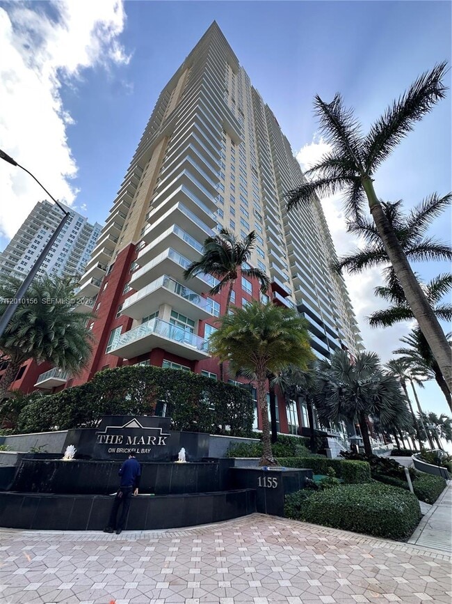 Building Photo - 1155 Brickell Bay Dr