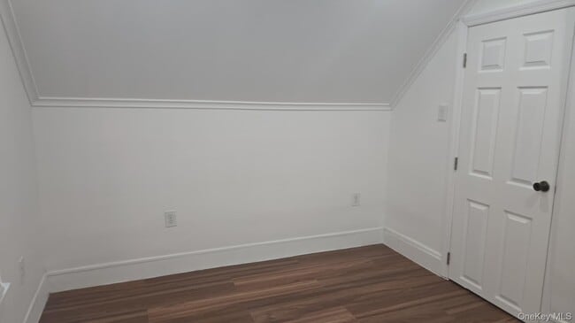 Building Photo - 222 Lockwood Ave