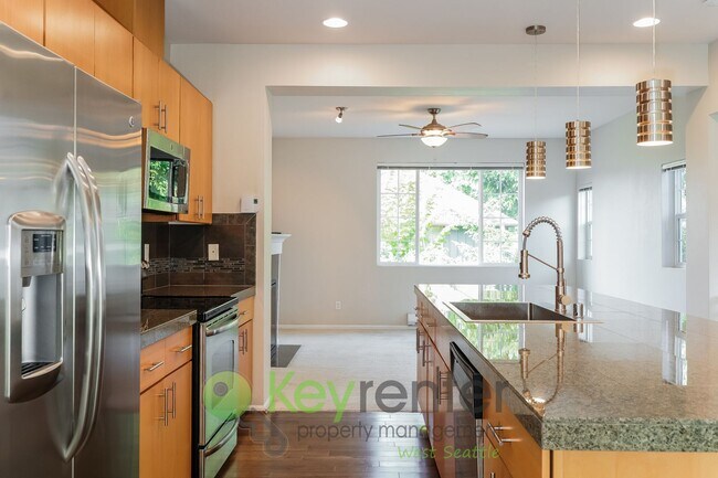 Building Photo - Luxury 3-Bedroom with Private Outdoor Retreat