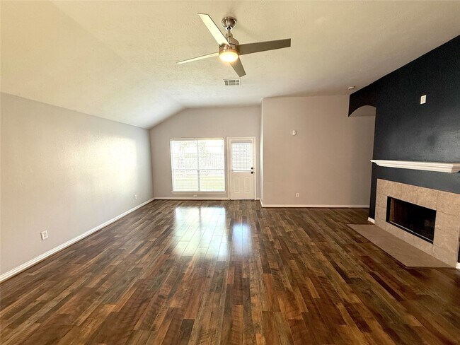 Building Photo - 2414 Alcove Foster Ct