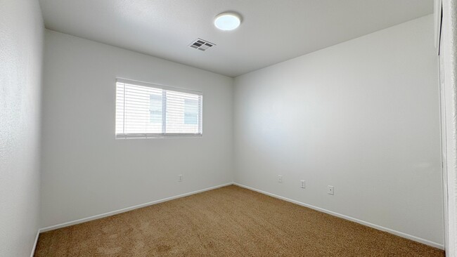 Building Photo - 6176 Windmill Island Ave