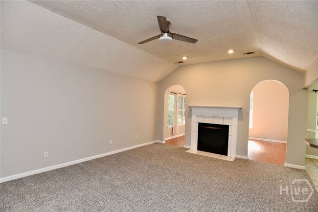 Building Photo - 121 Laurenburg Dr