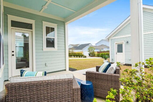 Building Photo - 115 Winding Branch Dr