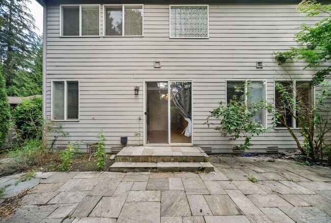 Building Photo - Nice 5 Bed / 2.5 bath house for rent in Kenmore.