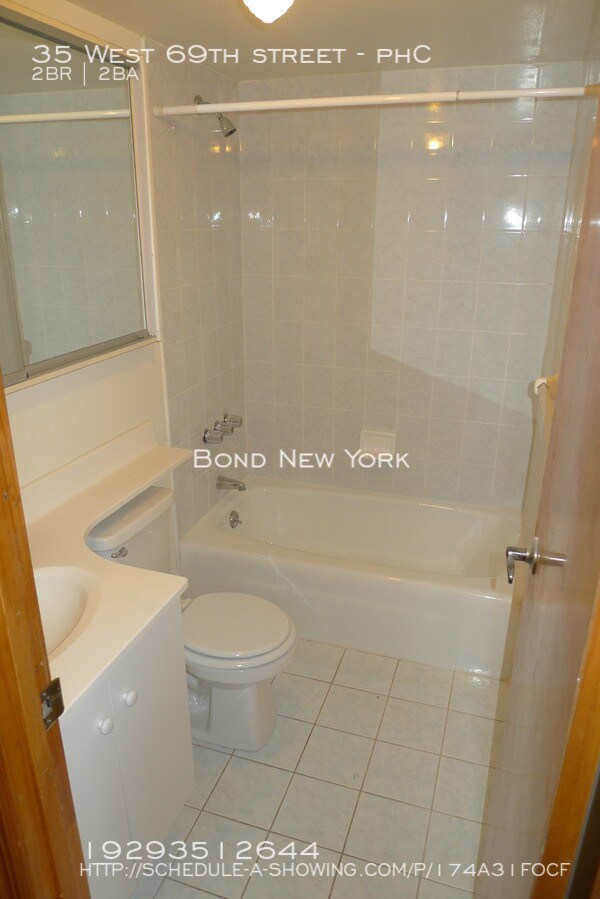 Building Photo - Upper West Side - 2 bed & 2 Bath Brownstone