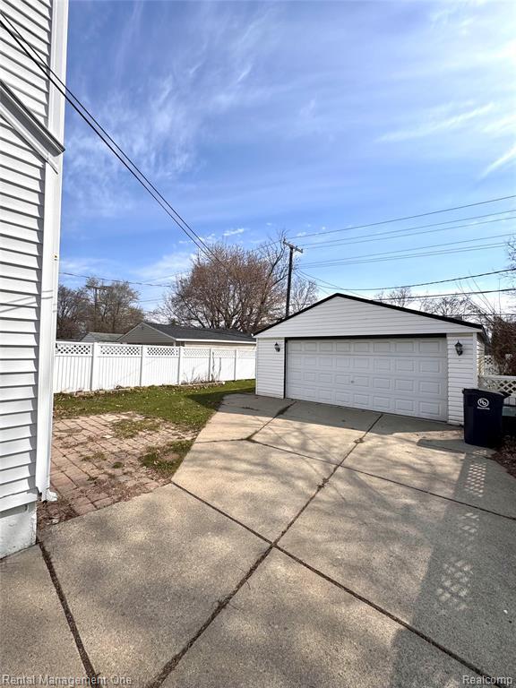 Building Photo - 511 S Campbell Rd