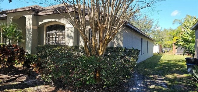 Building Photo - 1934 Abbey Ridge Dr