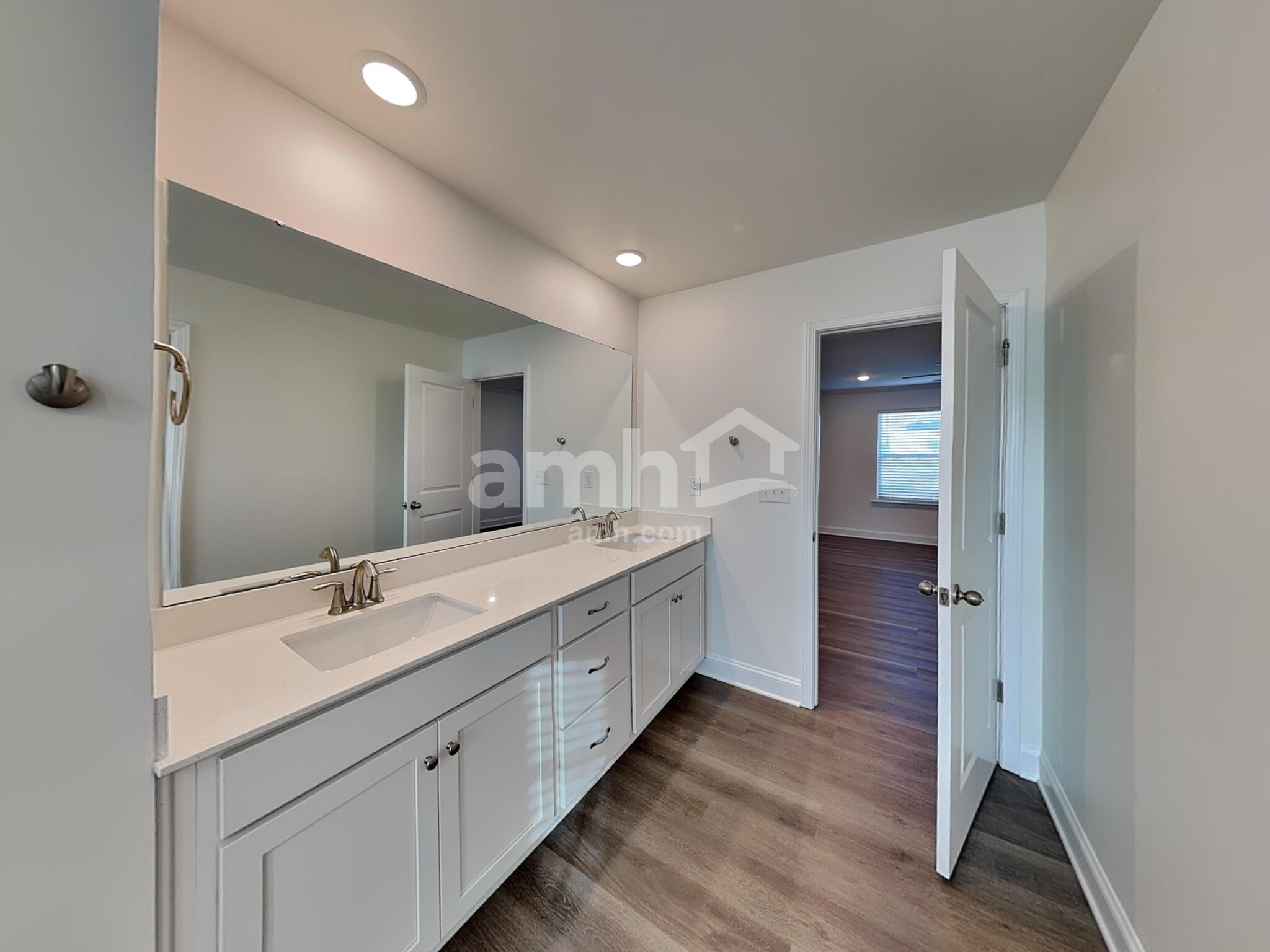 Building Photo - 3512 Lincoln Hts Ln