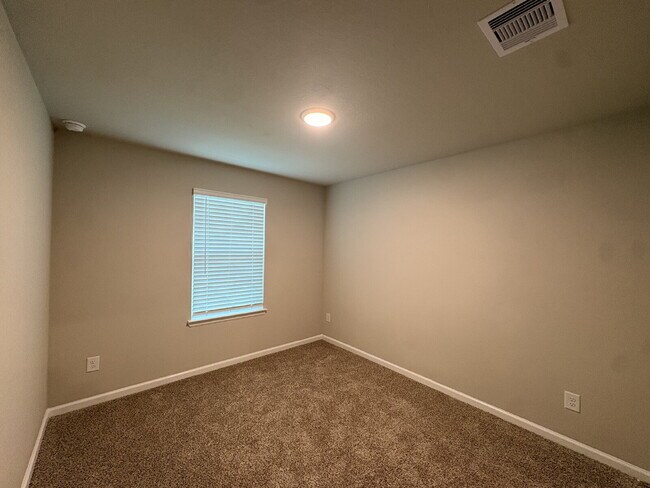 Building Photo - Brand New 3 Bedroom, 2 Bath