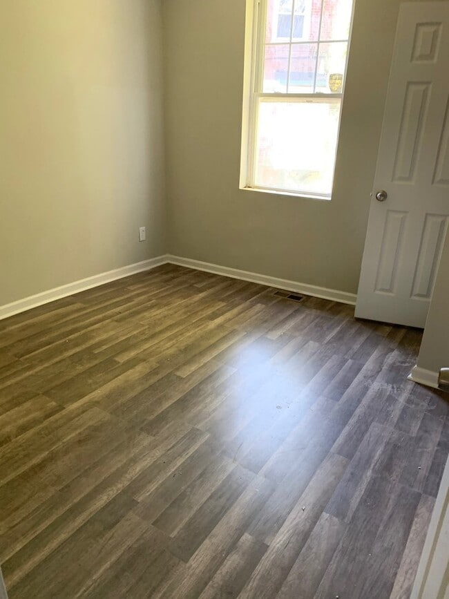 Building Photo - Front Porch Row - Germantown