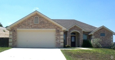Building Photo - 2408 Spirit Dancer Dr