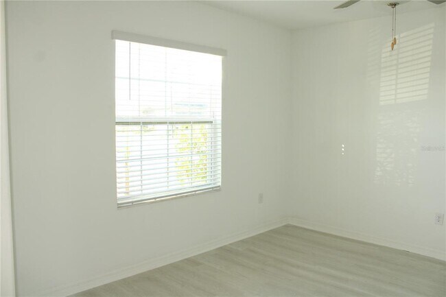 Building Photo - 8526 40th Cir E