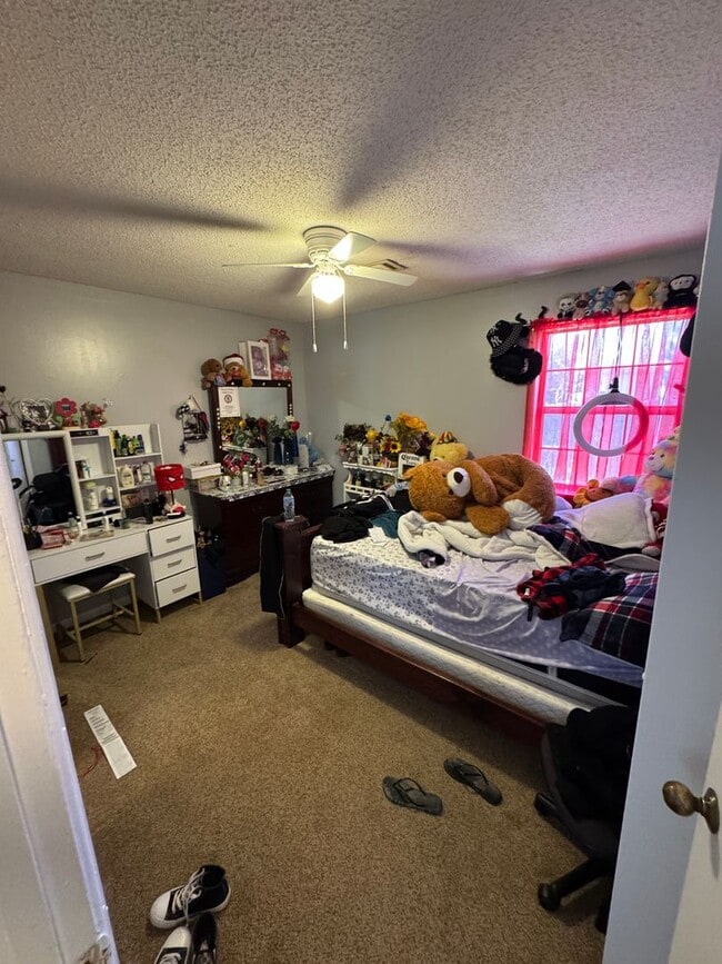 Building Photo - 240 Tallulah Trail