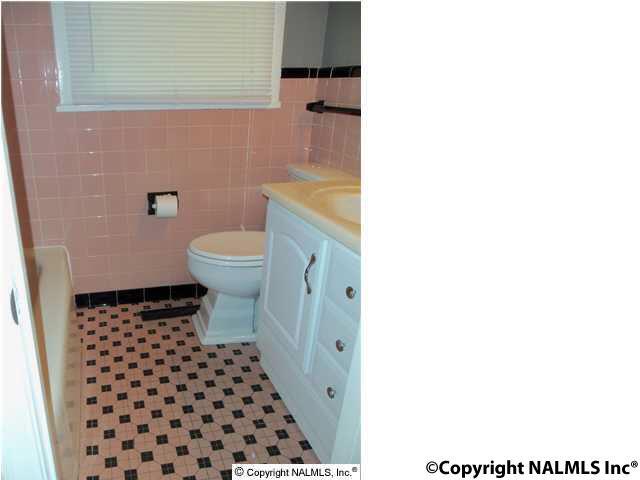 Building Photo - 408 Karter St NW