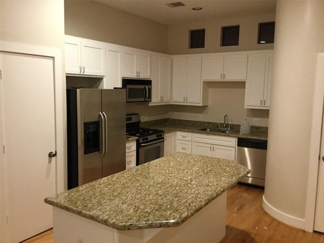 Building Photo - 3501 Link Valley Dr.