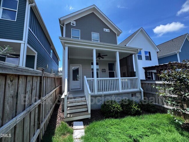Building Photo - 440 Douglas Falls Dr