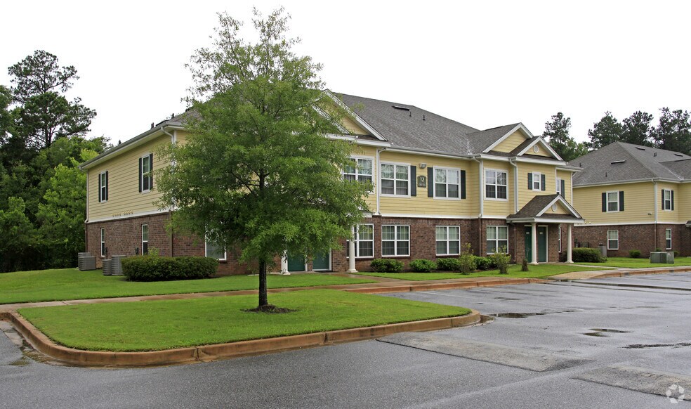 Building Photo - The Landing Residential