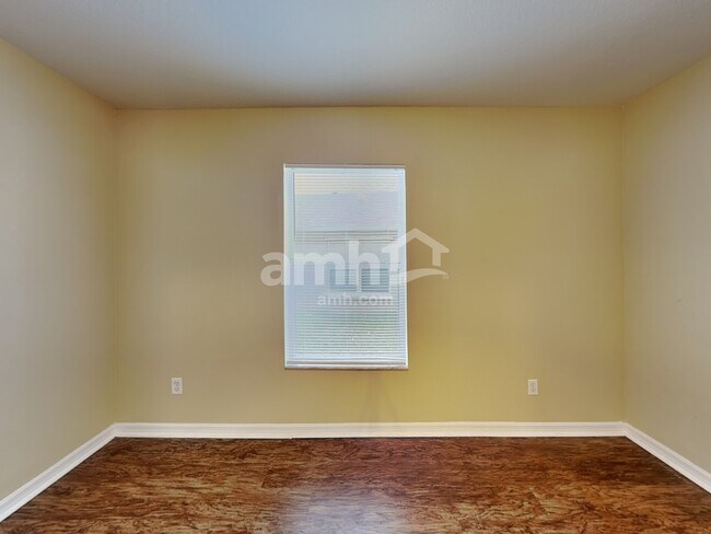 Building Photo - 15260 Perdido Dr