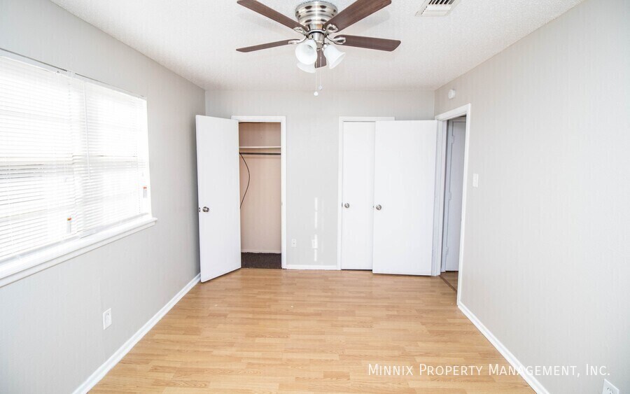 Building Photo - 4825 53rd St