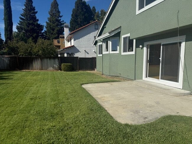 Building Photo - North Vacaville