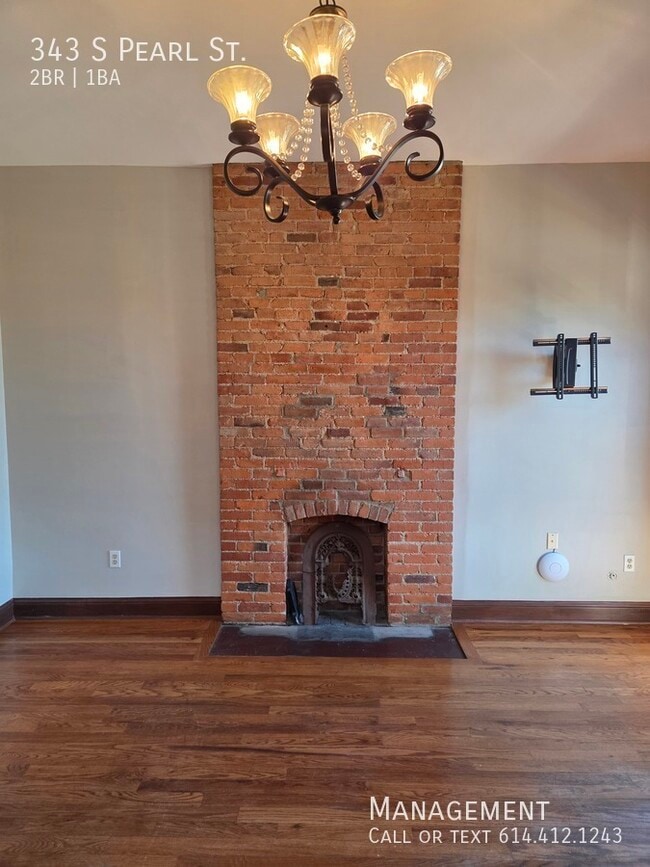 Building Photo - 343 S Pearl St