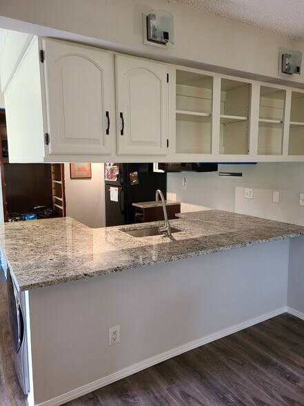 Building Photo - 411 213th Plz SW