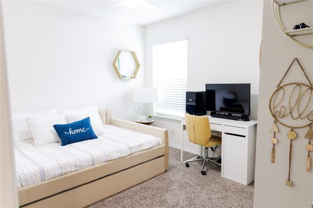 Building Photo - 6505 Waterfall Ln