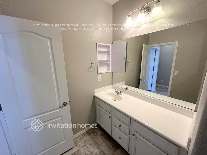 Building Photo - 22316 N 180th Dr