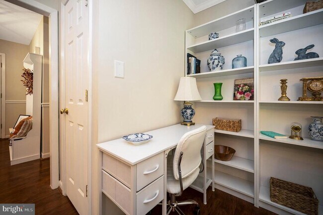 Building Photo - 206 Pleasants Dr