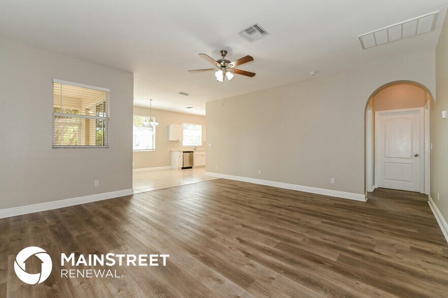 Building Photo - 3405 3rd St W