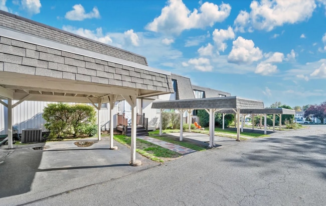 Building Photo - 21 Pebblestone Cir