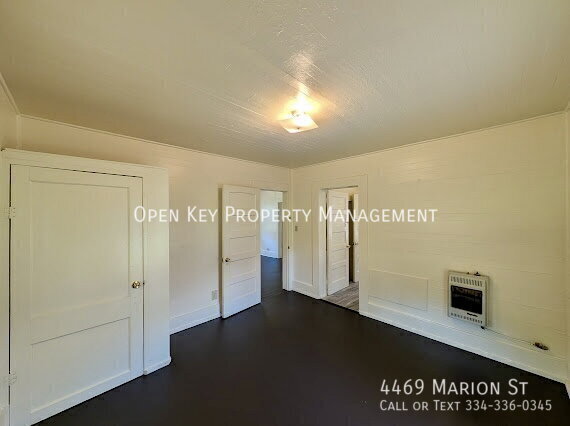 Building Photo - 4469 Marion St