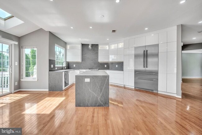 Building Photo - 20195 Hidden Creek Ct