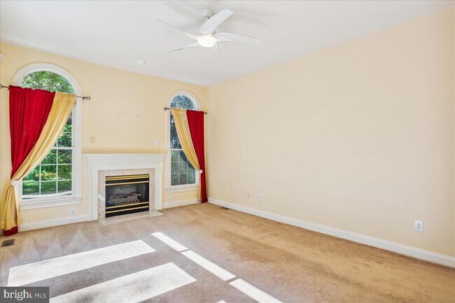 Building Photo - 8931 Falls Farm Dr