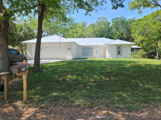 Primary Photo - 7735 96th Ct