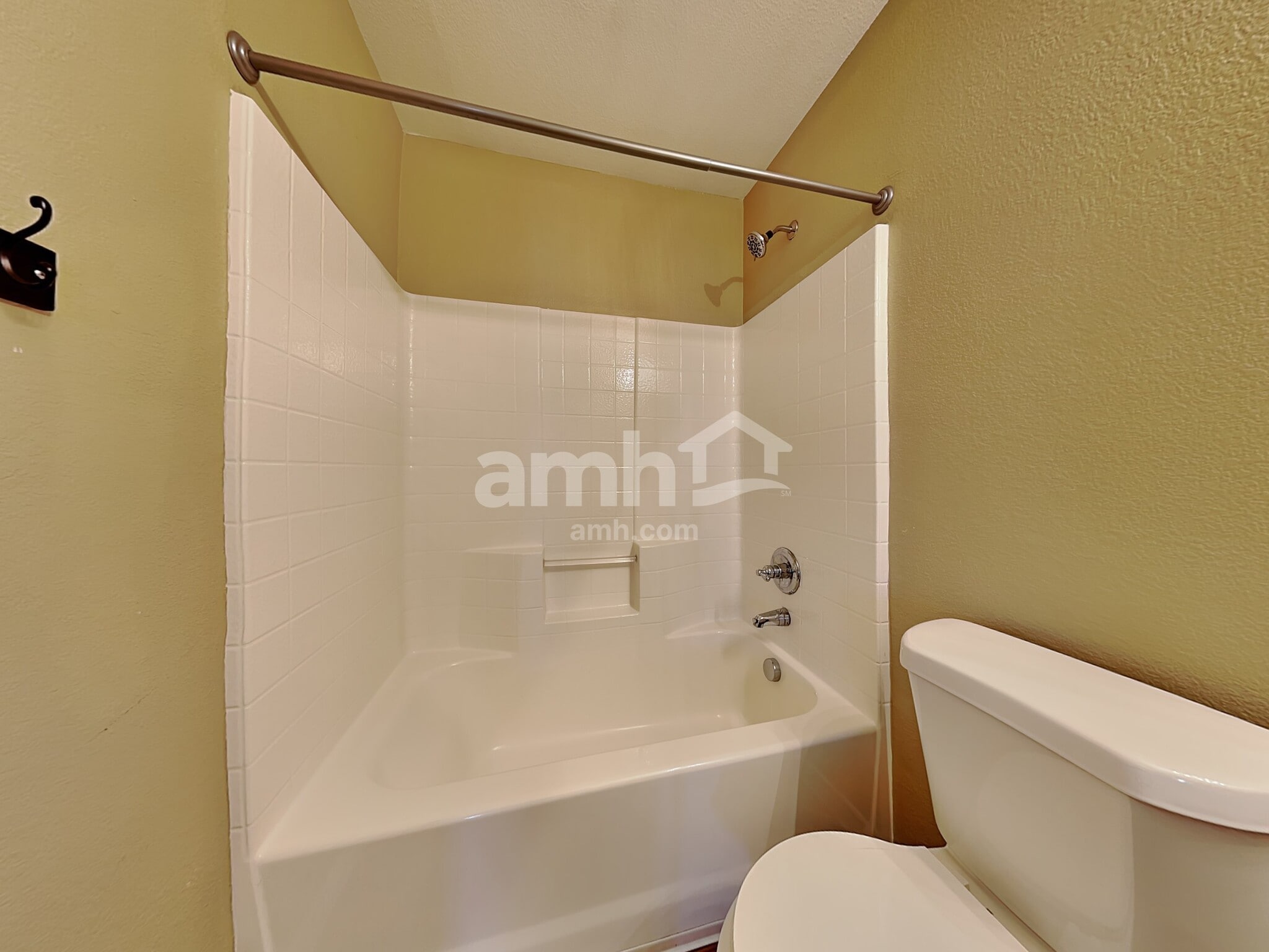 Building Photo - 8923 Wild Rose Ln