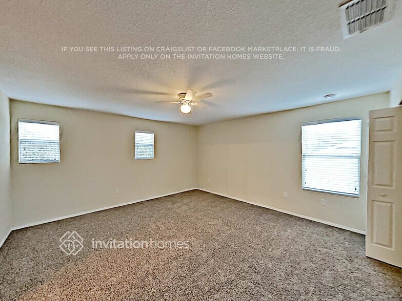 Building Photo - 7273 Wakeview Dr